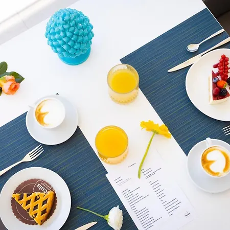 Hotel Popula - The Lifestyle