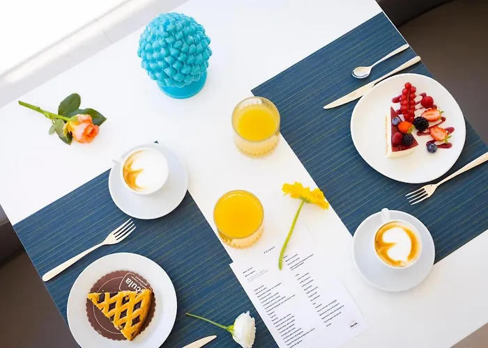 Hotel Popula - The Lifestyle