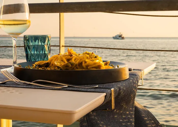 Popula - The Lifestyle Hotel