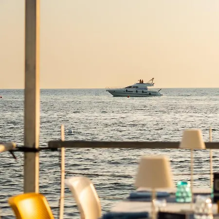 Popula - The Lifestyle 4*